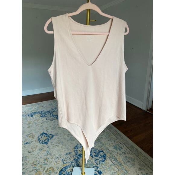 A New Day V-Neck Bodysuit Modern Minimalist Versatile Neutral Capsule Wardrobe - Picture 1 of 3